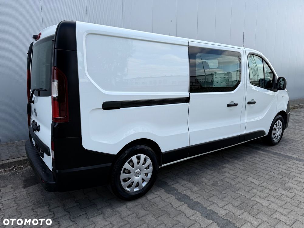 Nissan NV300 - 10