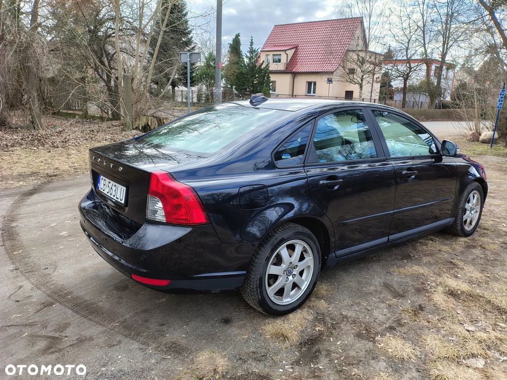 Volvo S40 1.8 Momentum - 4