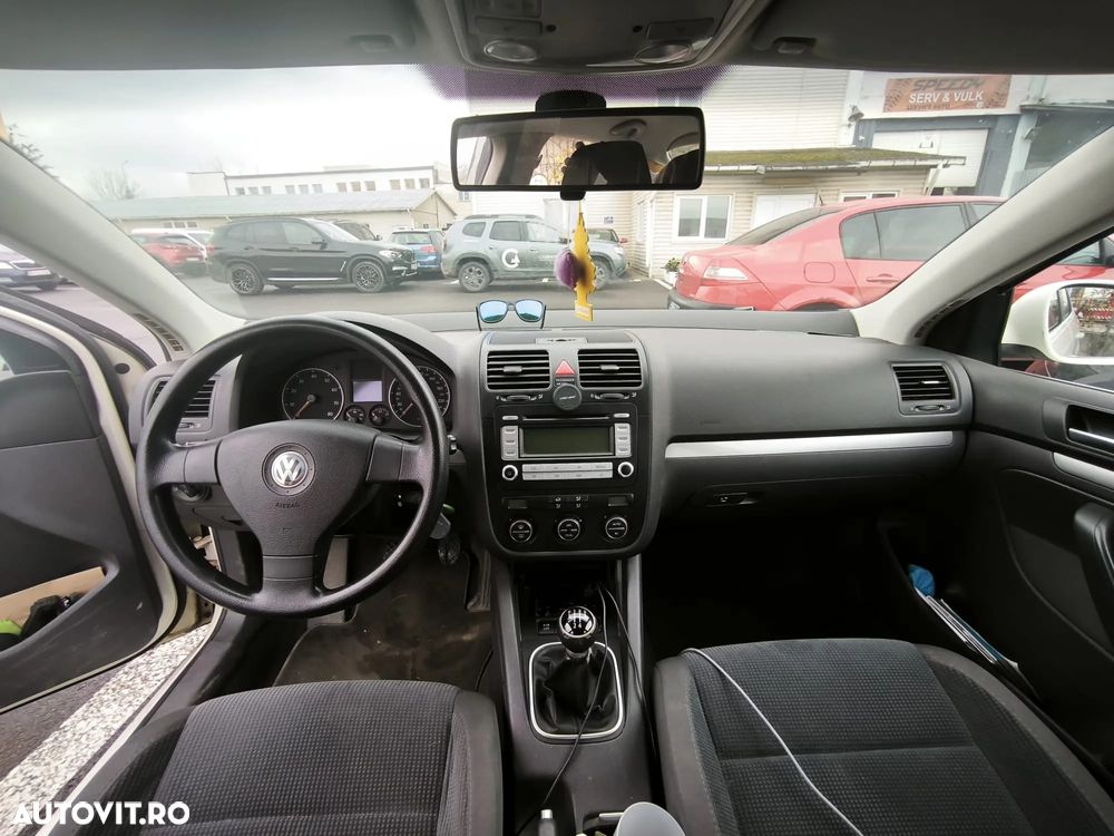 Volkswagen Jetta 1.6 Comfortline - 5