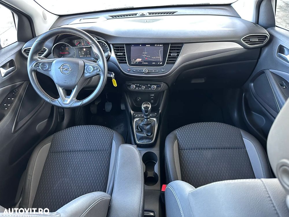 Opel Crossland - 10