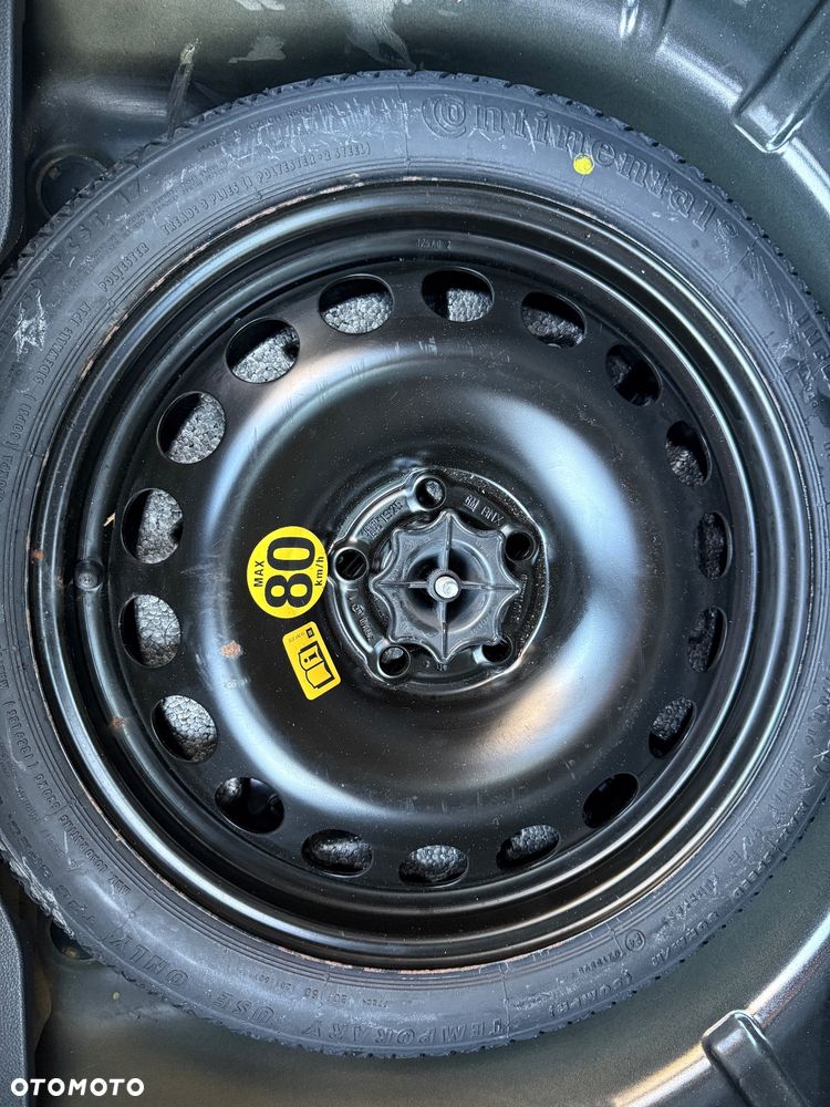 Opel Astra 1.4 T Cosmo - 24