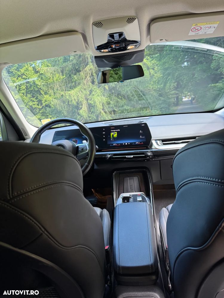 BMW X1 sDrive18i AT - 8