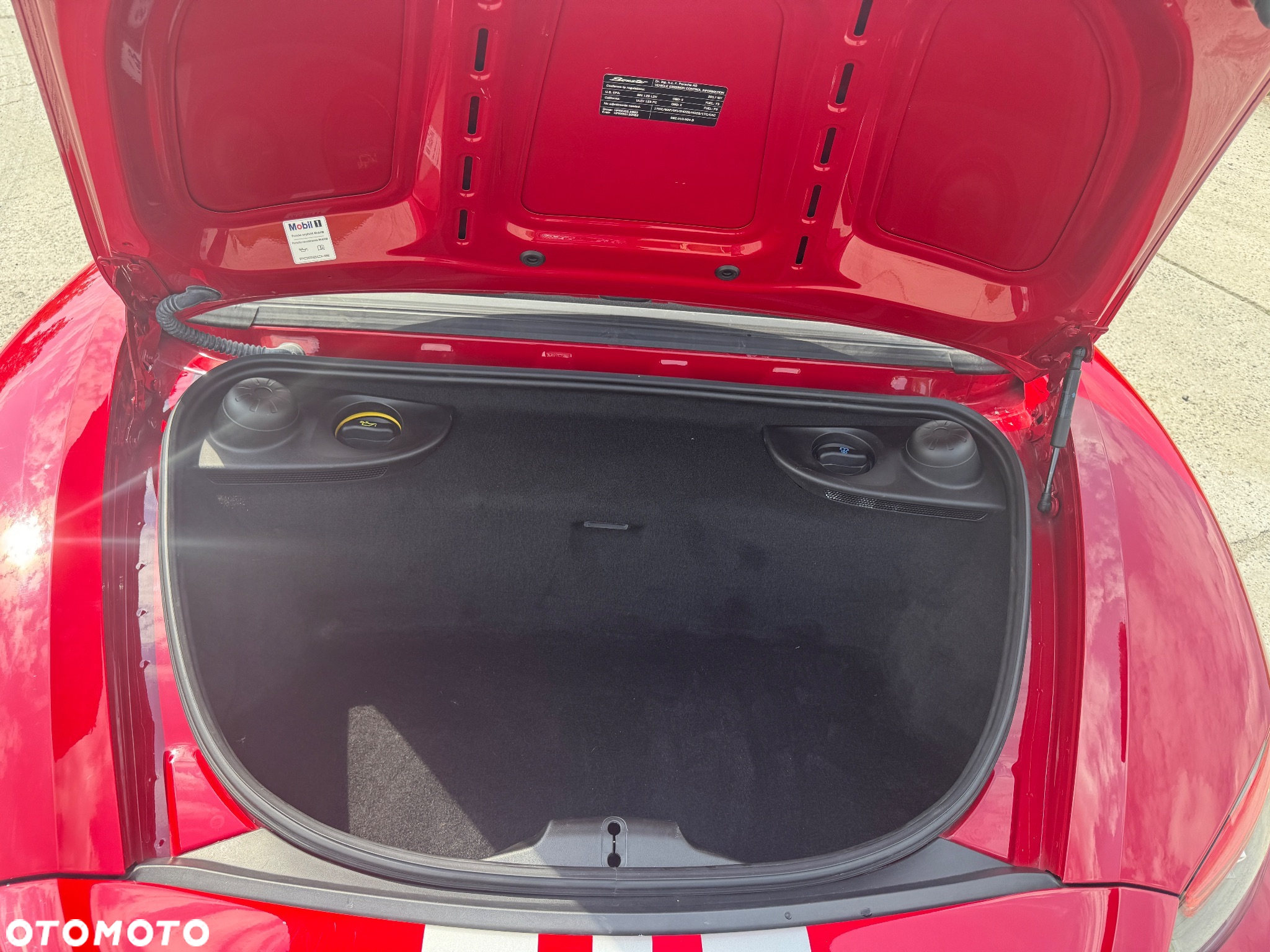 Porsche Boxster - 12