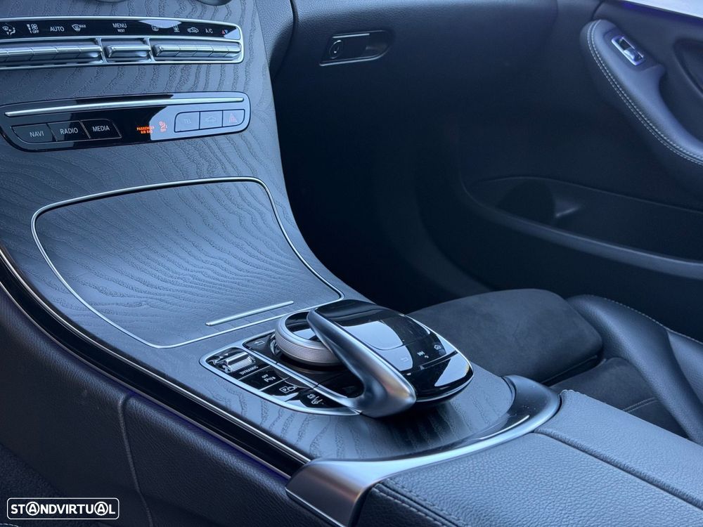 Mercedes-Benz C 300 de AMG Line - 32