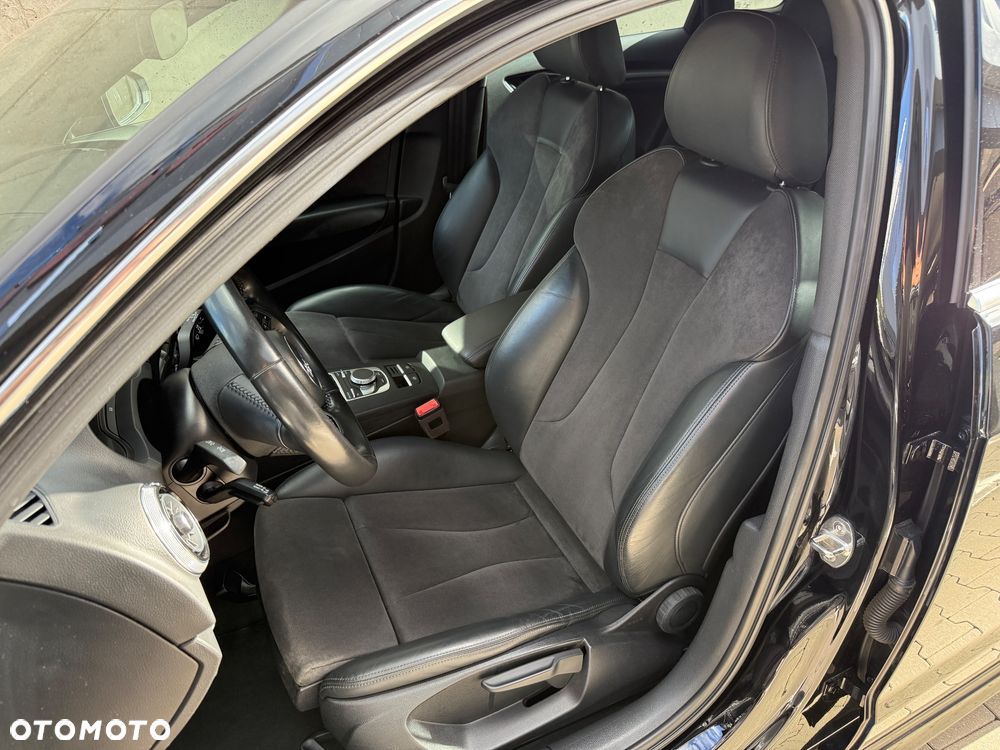 Audi A3 Sportback 1.5 TFSI Sport S tronic - 13