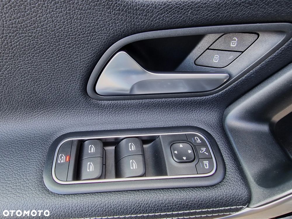 Mercedes-Benz Klasa A 200 d 8G-DCT Lim Progressive Advanced - 38