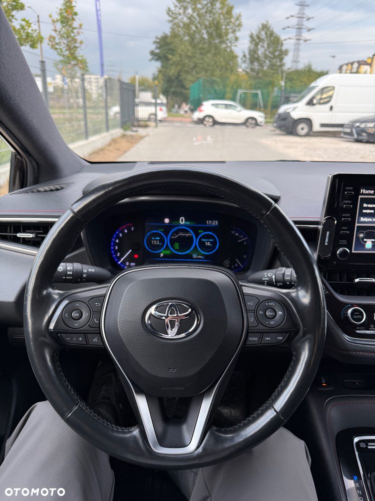 Toyota Corolla 1.8 Business Edition - 32