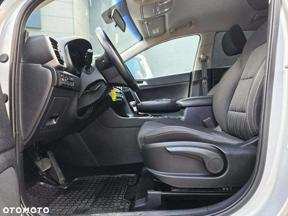 Kia Sportage - 12