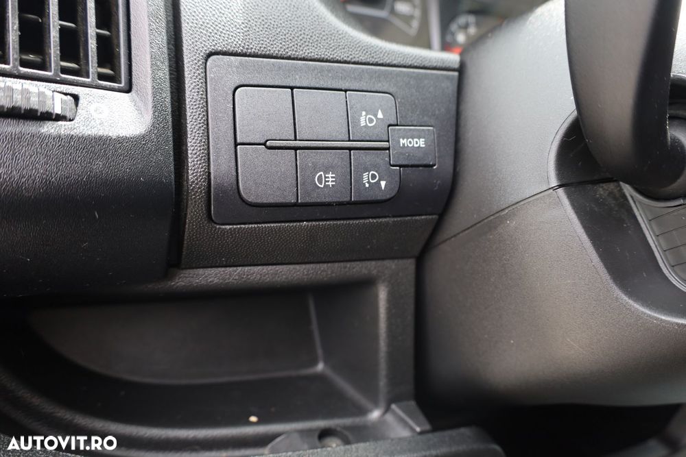 Peugeot Boxer L2H2 2.0 BLUEHDI 130cp - 17