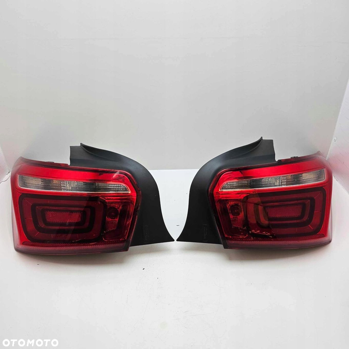 CITROEN C-ELYSEE LIFT LAMPA TYŁ TYLNA PRAWA LEWA - 1