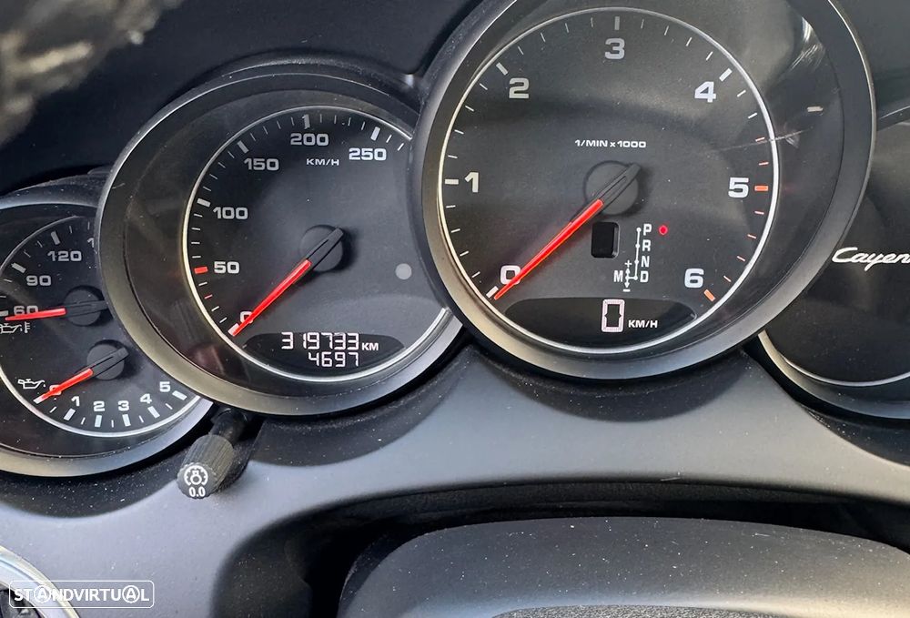 Porsche Cayenne Diesel Tiptronic S - 11