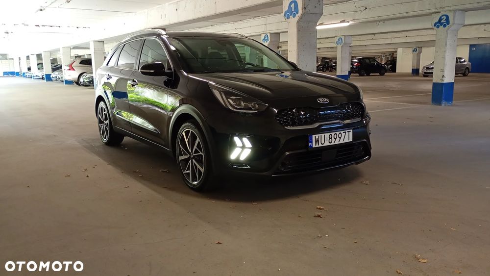 Kia Niro 1.6 GDI Hybrid L Business Line - 2