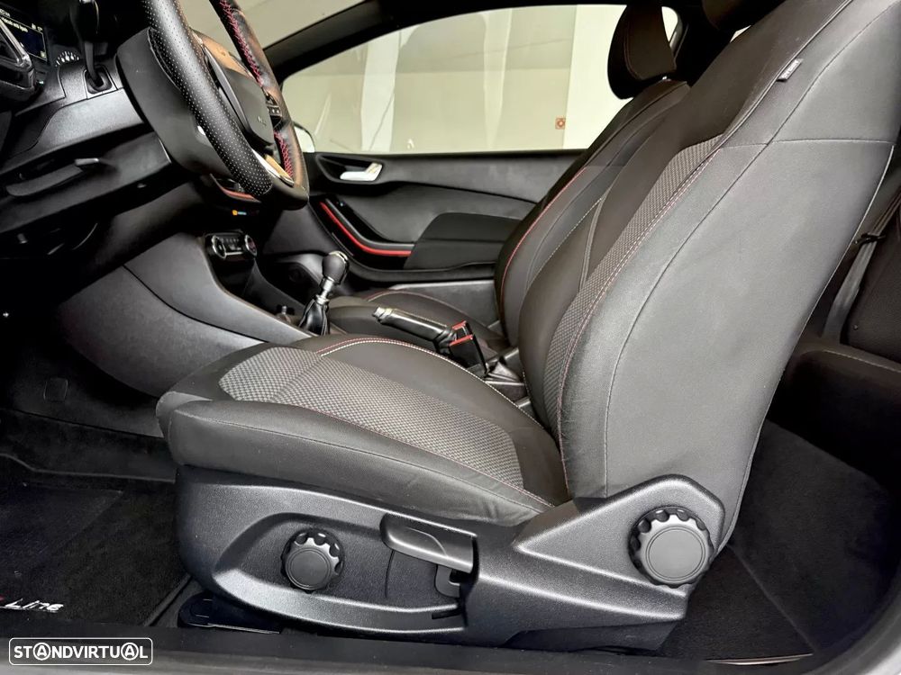 Ford Fiesta 1.0 T EcoBoost STLine - 28