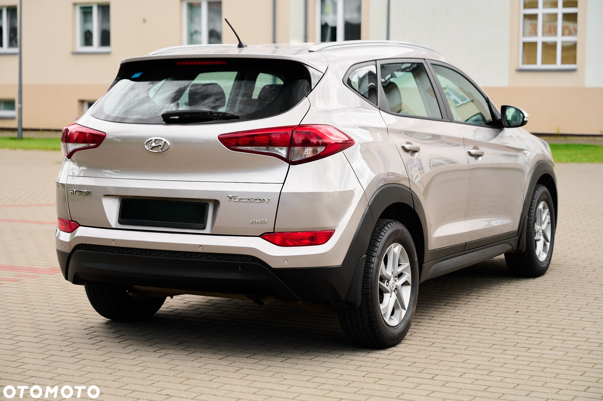 Hyundai Tucson 2.0 CRDi 4WD Automatik Trend - 10