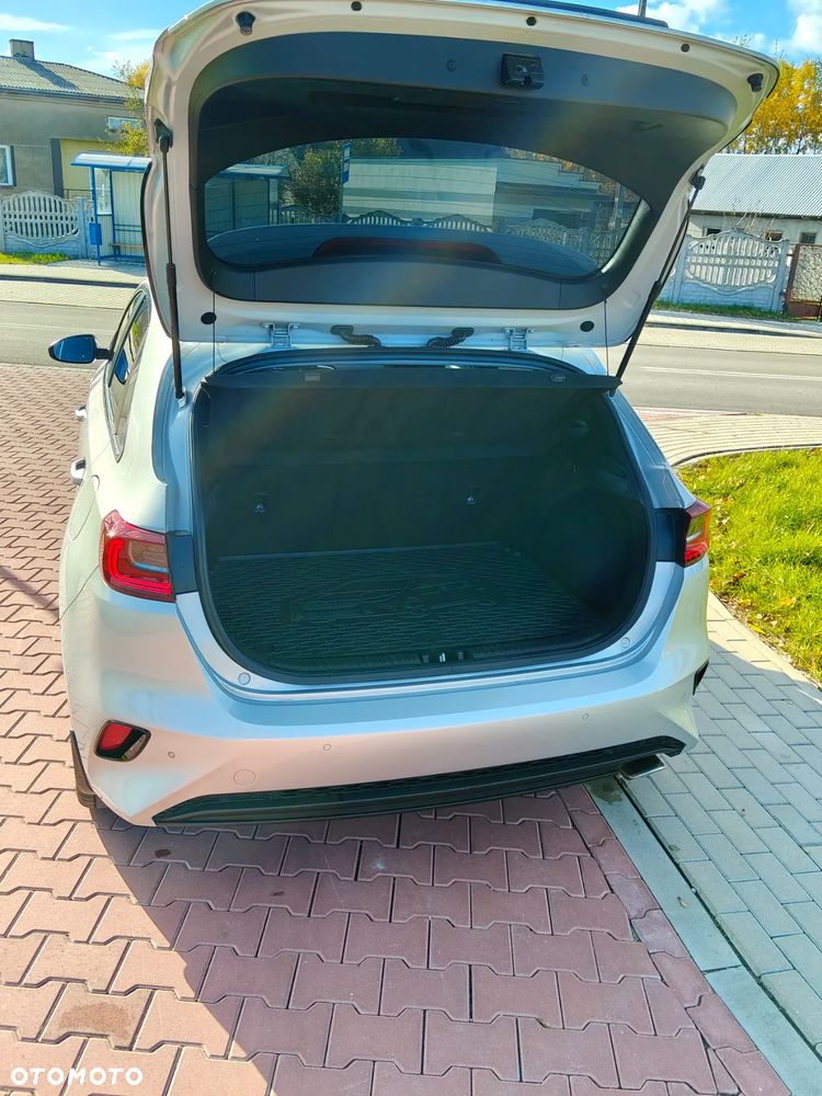 Kia Ceed 1.5 T-GDI M - 9