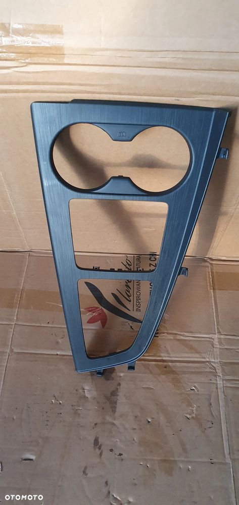 Ramka dekor tunelu wybieraka Audi A4 B9 8W1864241 - 2