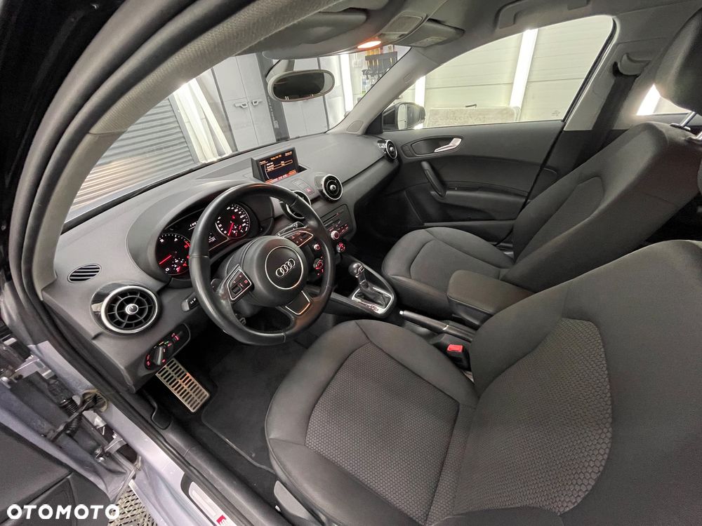 Audi A1 Sportback 1.6 TDI S tronic S line edition - 11