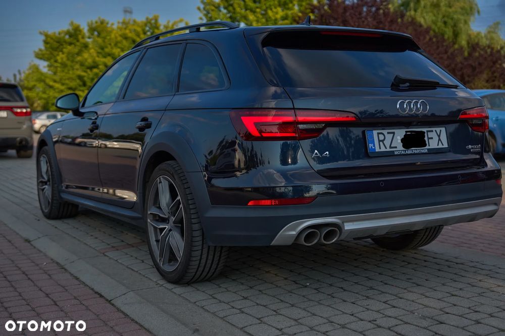 Audi A4 Allroad 2.0 TDI Quattro S tronic - 30