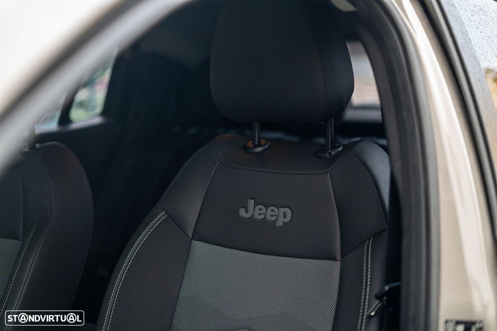 Jeep Avenger 1.2 GSE T3 Altitude - 46