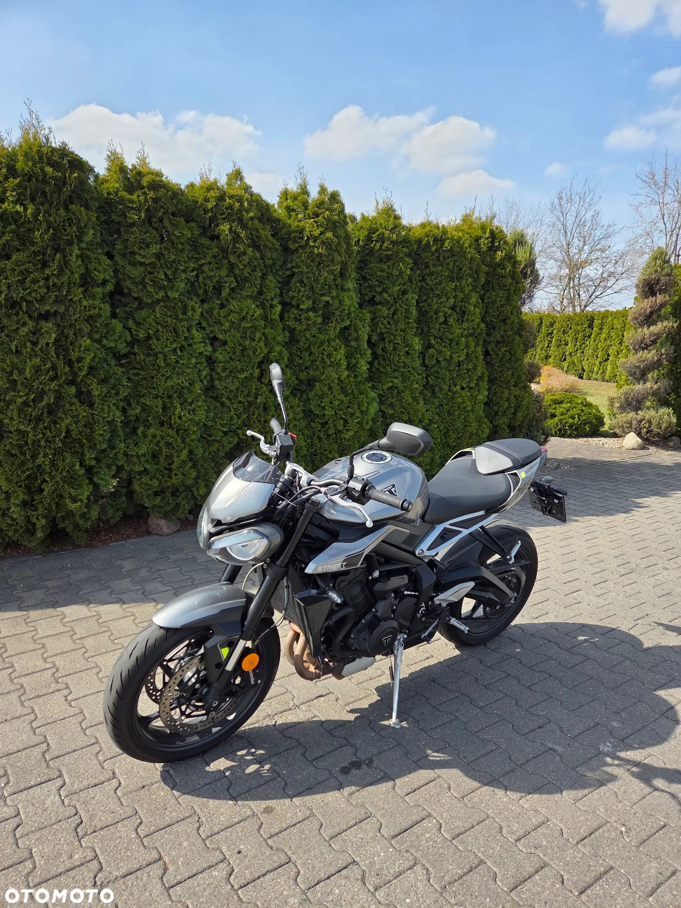 Triumph Street Triple - 6