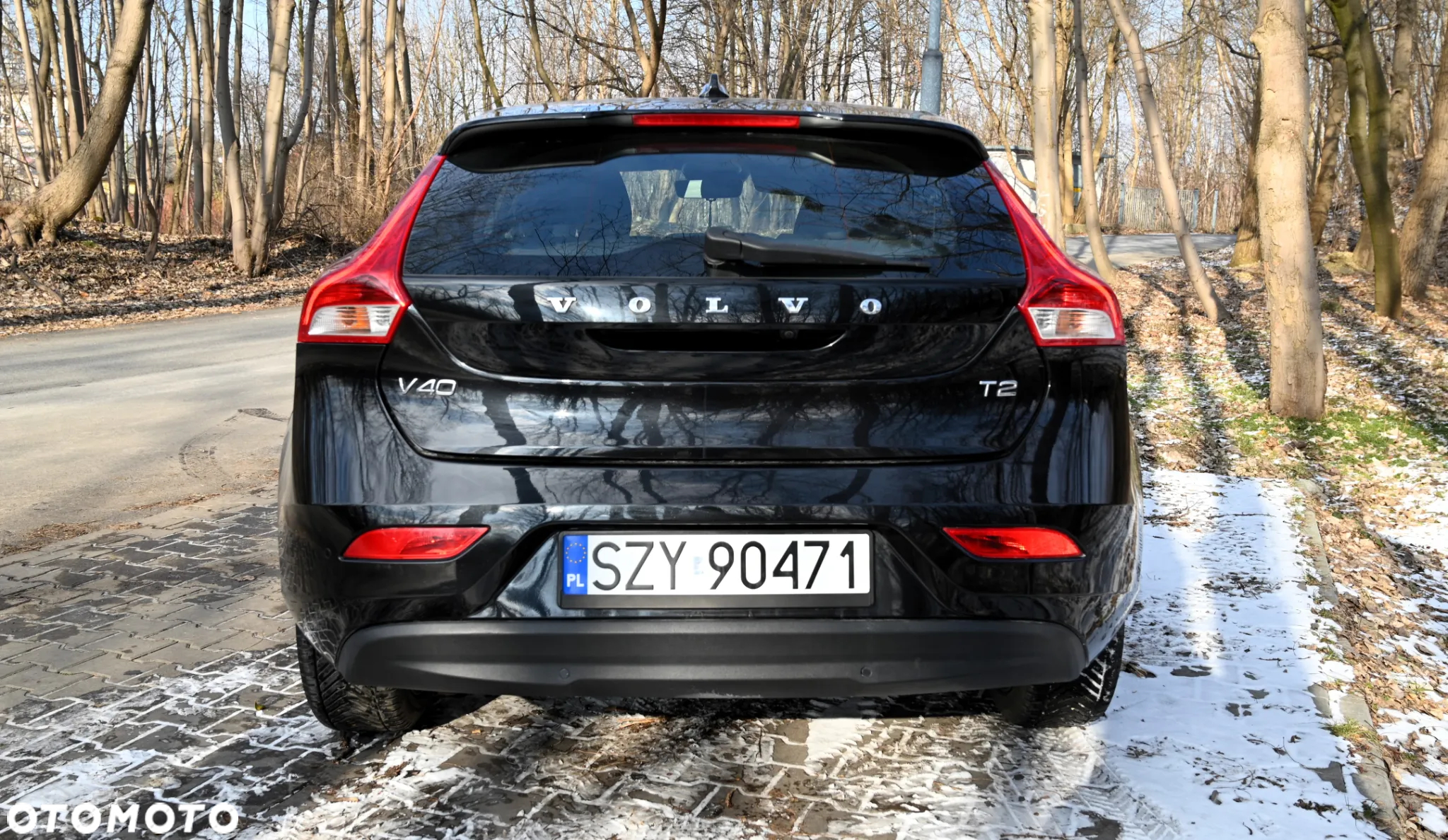Volvo V40 - 18