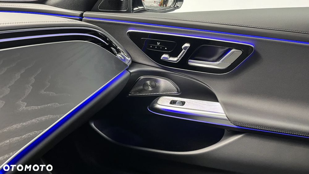 Mercedes-Benz Klasa E 200 mHEV AMG 9G-Tronic - 10