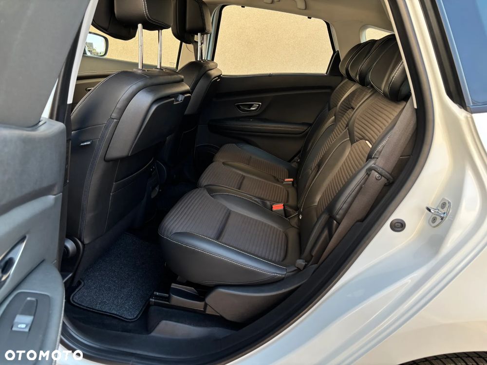 Renault Scenic ENERGY TCe 130 INTENS - 15