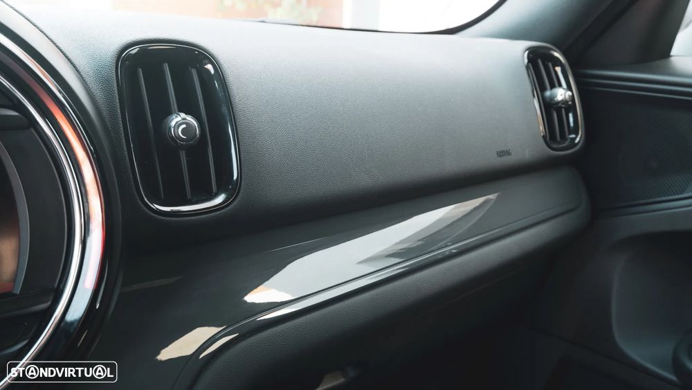 MINI Countryman One D - 32