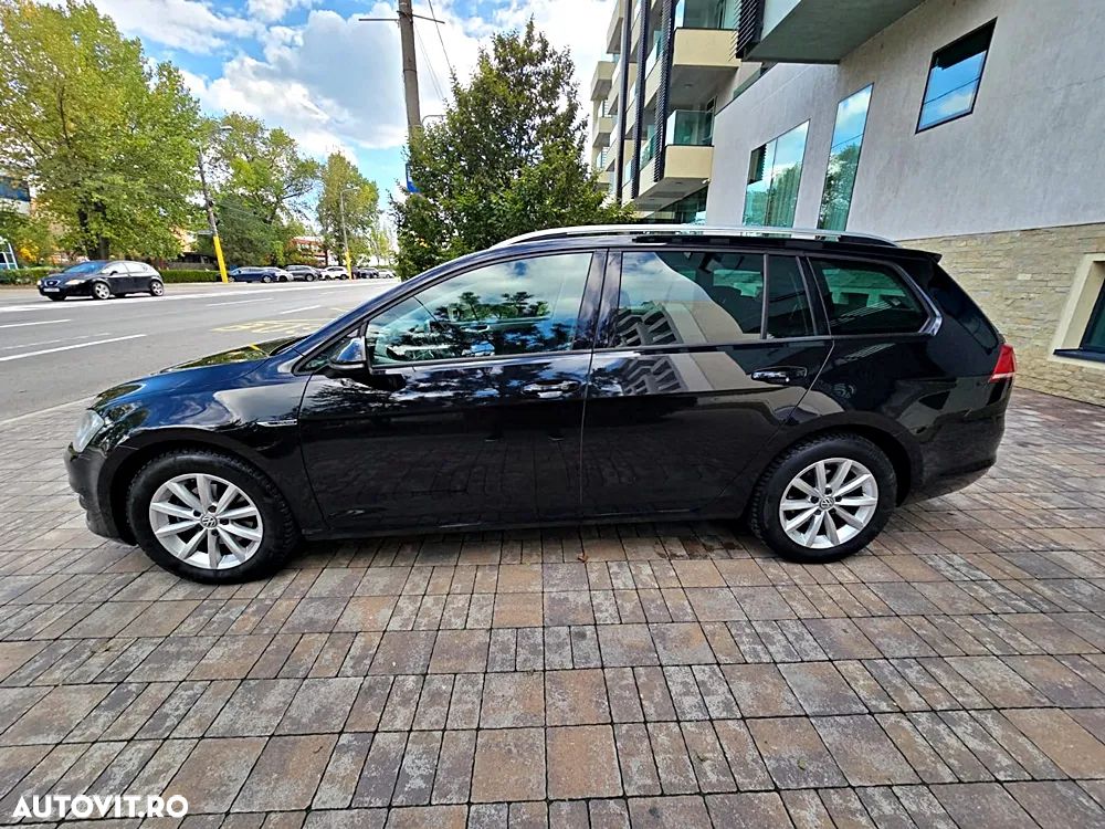 Volkswagen Golf 1.6 TDI BlueMotion Technology DSG Lounge - 3