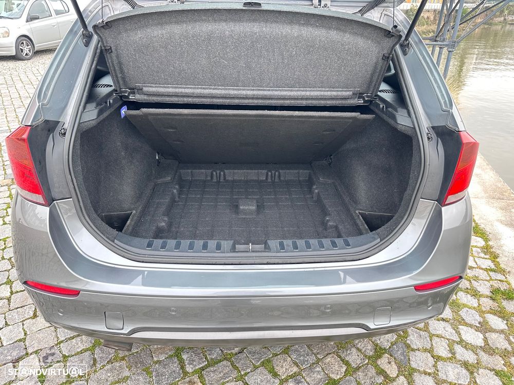 BMW X1 18 d sDrive Pack M - 21