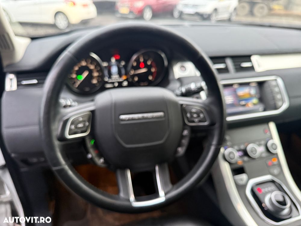 Land Rover Range Rover Evoque - 21