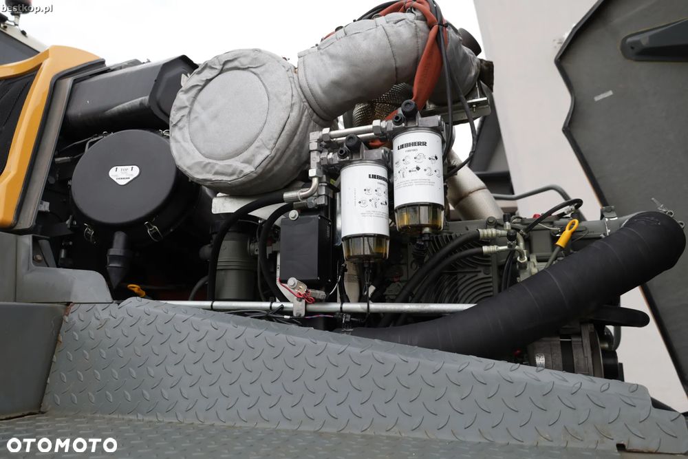 Liebherr L566 XPower - 36