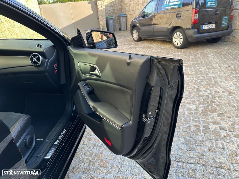 Mercedes-Benz CLA 180 d AMG Line - 17