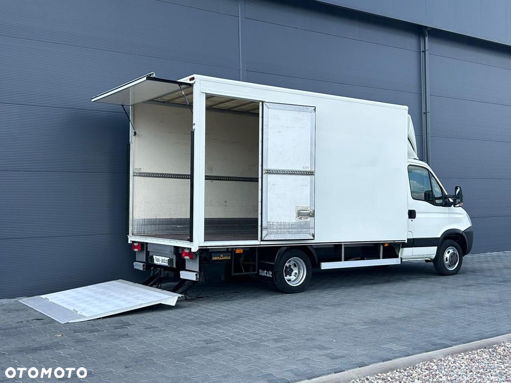 Iveco Daily 40C18 35C18 3.0 HPI Kontener 8 palet + winda 750kg + drzwi boczne **KLIMA**Sprowadzony**2011R** - 7