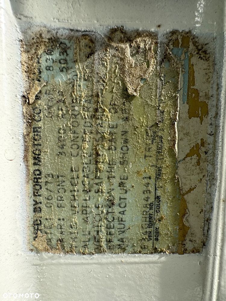 Ford ECONOLINE 300 V8 - 19