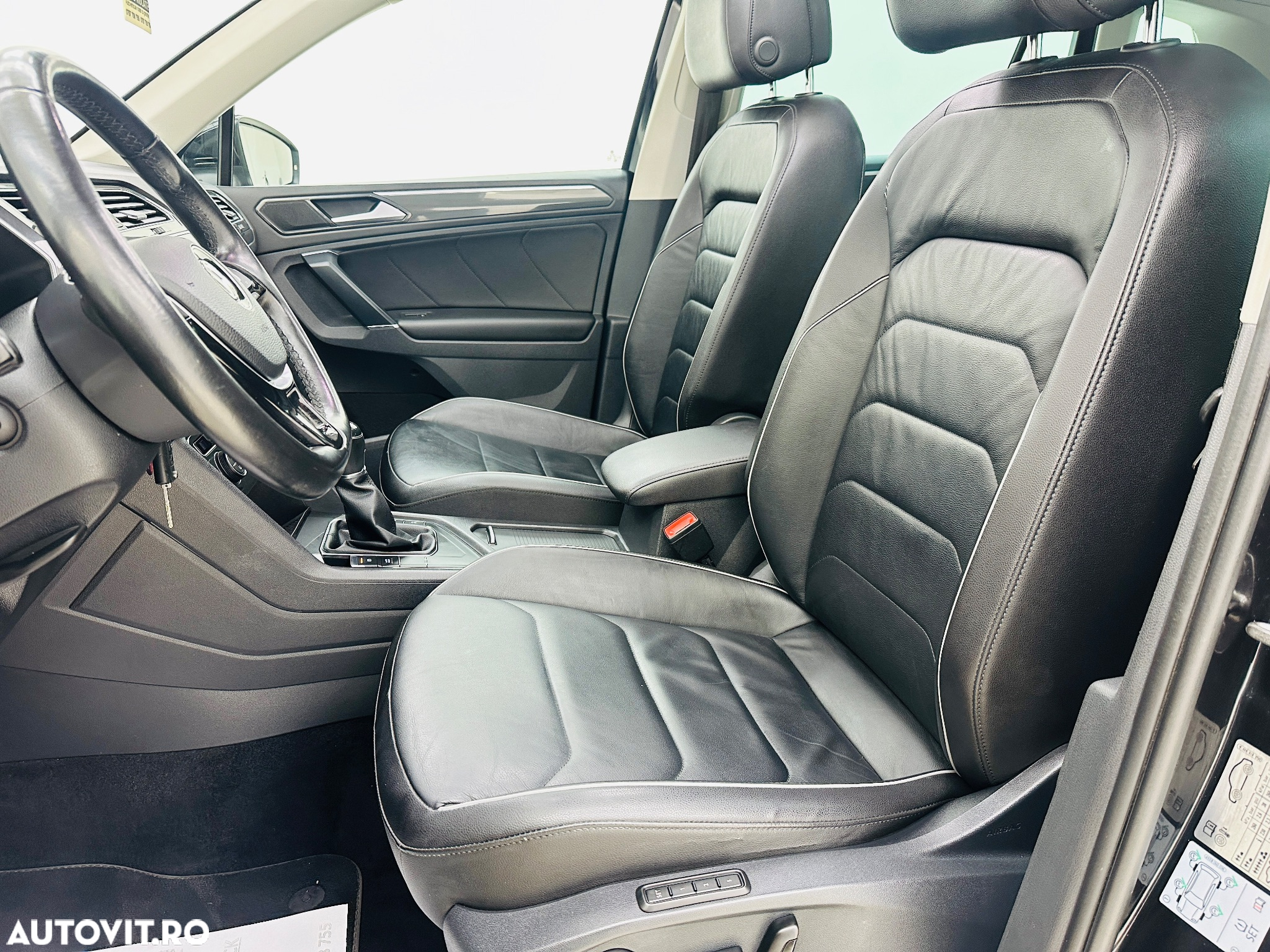 Volkswagen Tiguan - 13