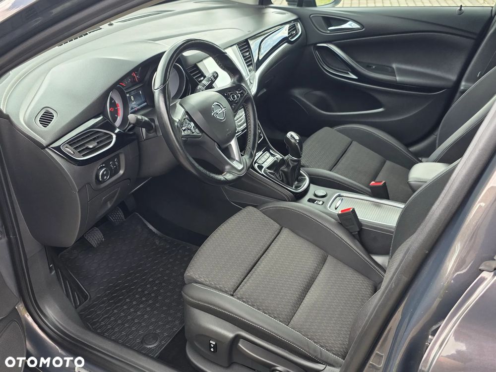 Opel Astra 1.4 Turbo Innovation - 9