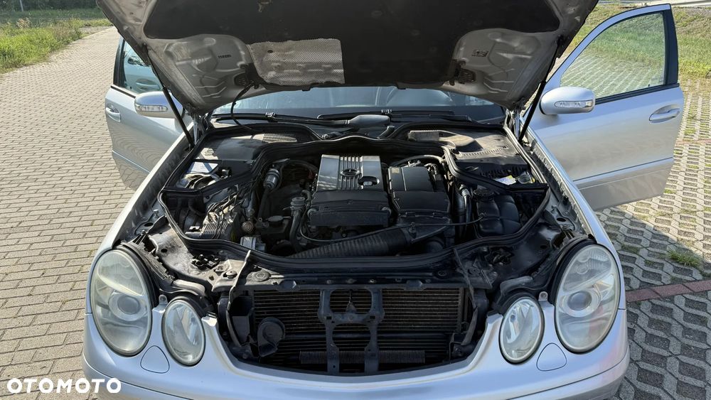 Mercedes-Benz Klasa E 200 Kompressor Automatik Classic - 19