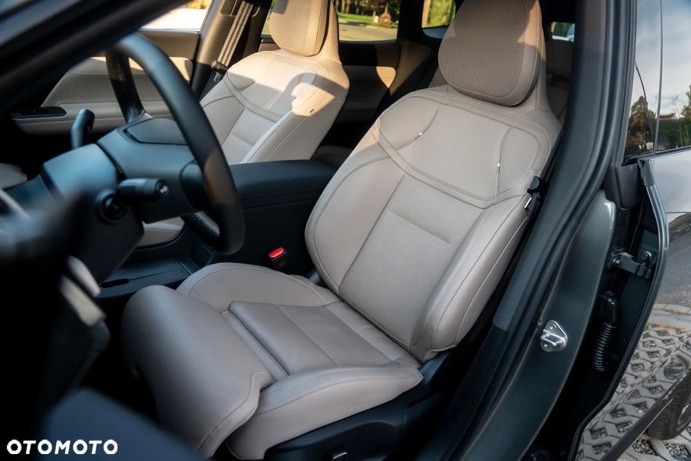 Volvo XC 70 - 12