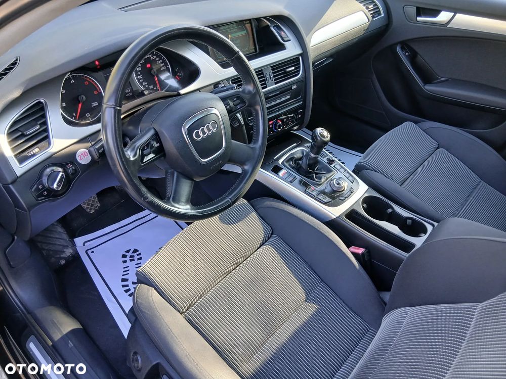 Audi A4 Avant 2.0 TDI DPF Attraction - 7