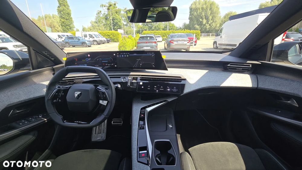 Peugeot 5008 1.6 PHEV 195 GT Exclusive S&S e-DCS7 - 19