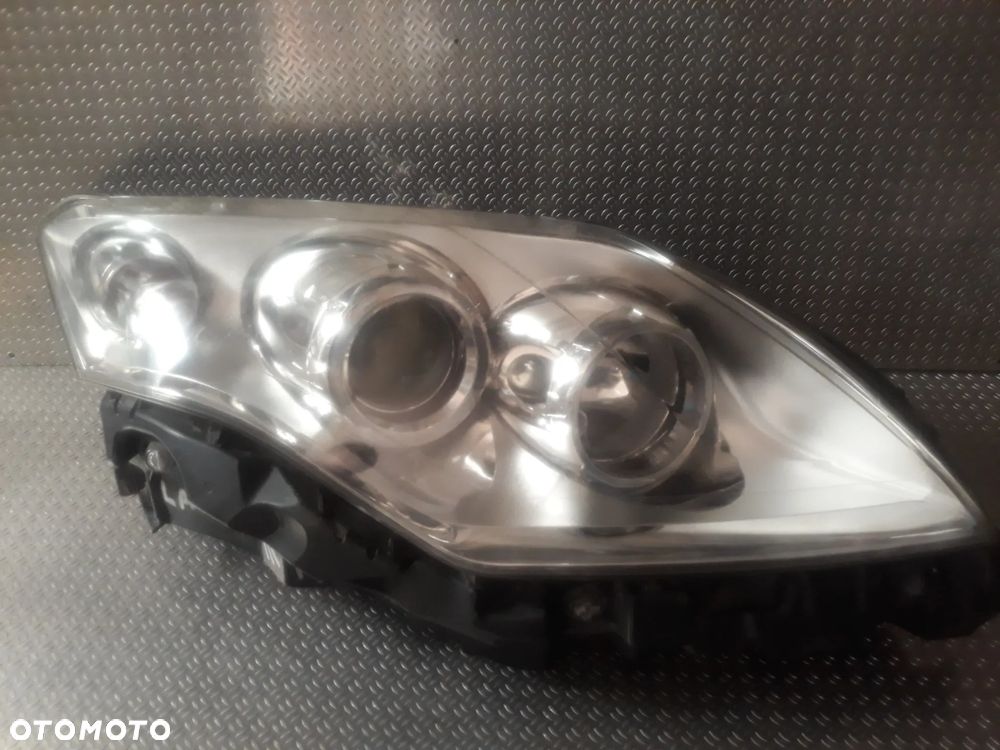 LAMPA PRAWY PRZÓD RENAULT LAGUNA III VALEO  260100033R - 4