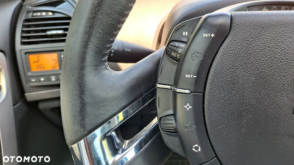 Citroën C4 Picasso - 23