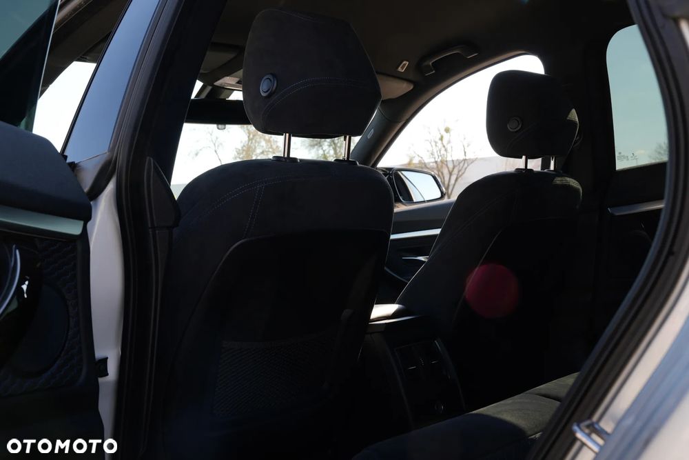 BMW Seria 3 325d - 31