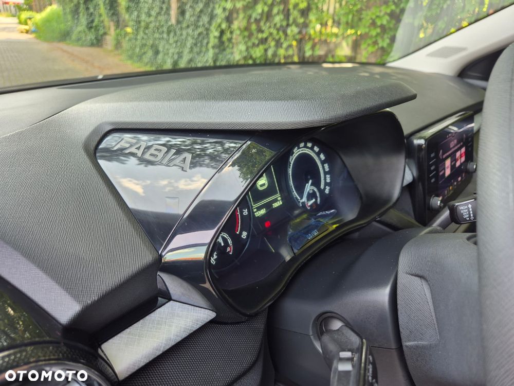 Skoda Fabia 1.0 TSI Ambition - 30