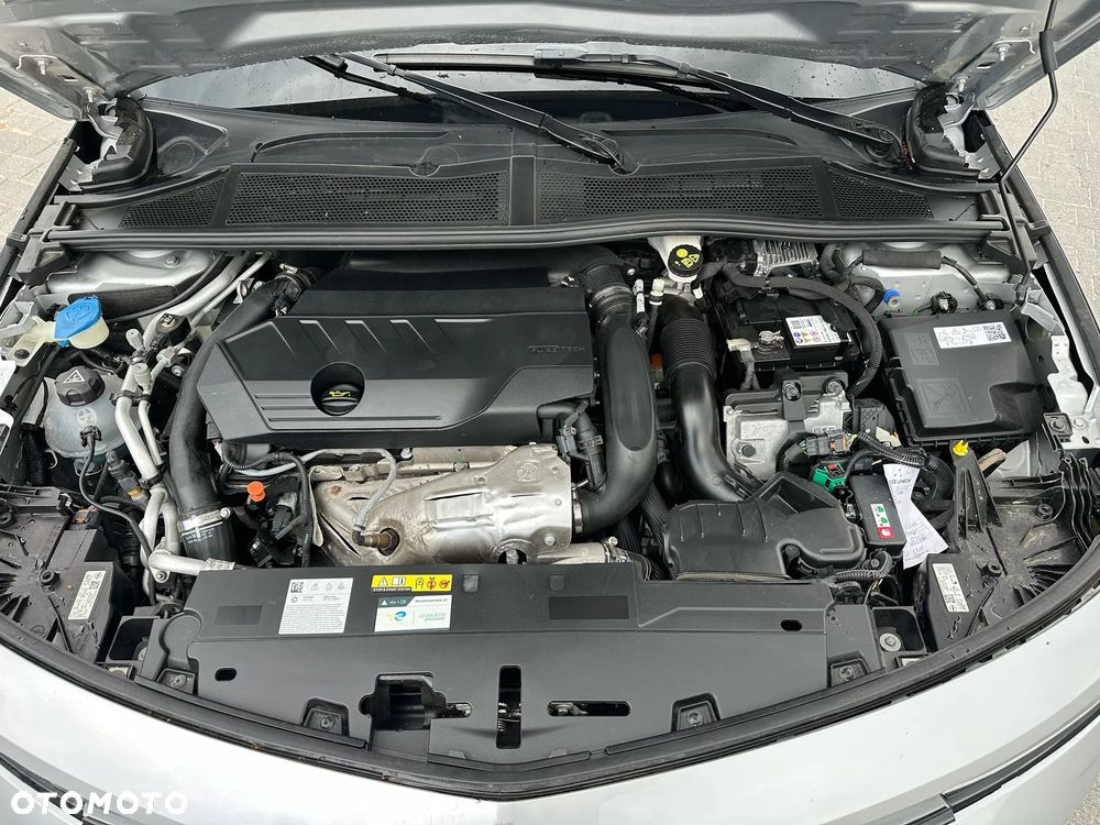 Opel Astra 1.6 T Plug-in Hybrid Elegance - 18