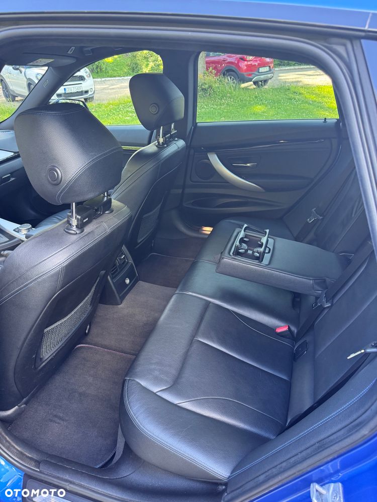 BMW 3GT 320i xDrive M Sport - 9