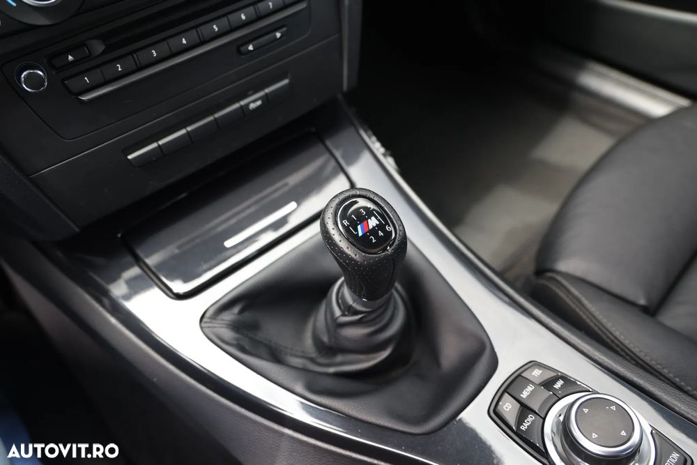 BMW Seria 3 320d - 24