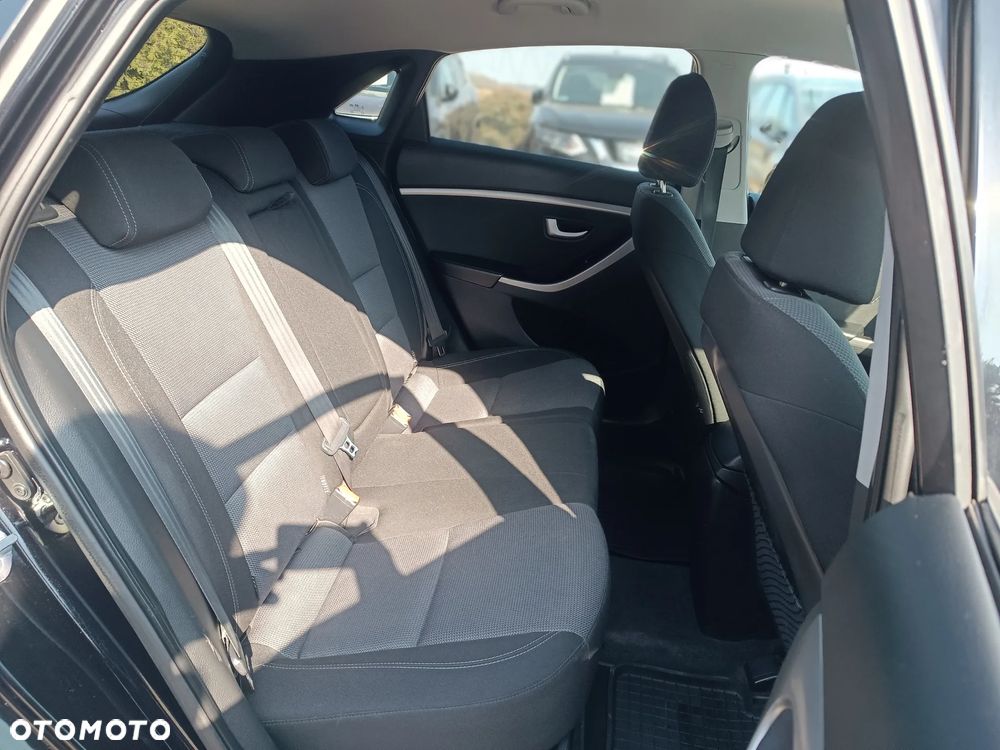 Hyundai i30 1.6 CRDi Premium - 22