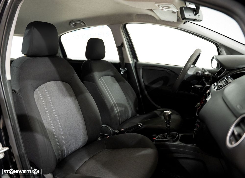 Fiat Punto 1.2 Lounge S&S - 12